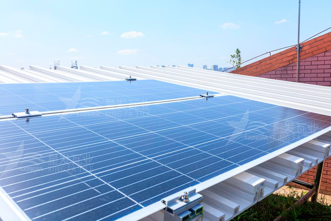 光伏屋面瓦生產(chǎn)廠家，究竟哪家品質(zhì)好，價格美麗呢？