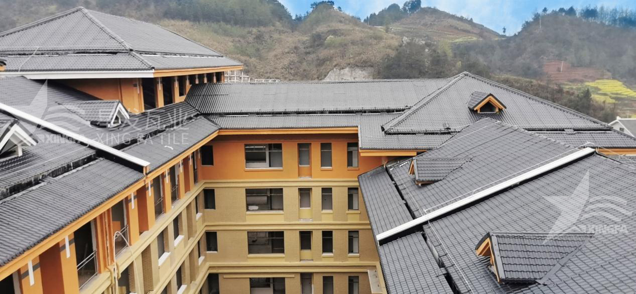 揭秘！包工包料安裝合成樹脂瓦每平方需要多少錢？