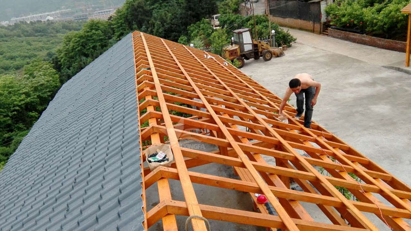 樹脂瓦安裝細節(jié)，安裝樹脂瓦過程中需要注意的三個關(guān)鍵細節(jié)