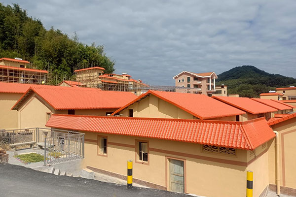 農(nóng)村建房選擇樹脂瓦，到底有什么好處？