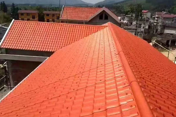 樹脂瓦安裝中的斜瓦問(wèn)題及解決方法