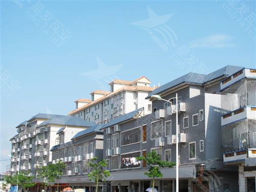 100平方鋪屋頂樹脂瓦包工包料批發(fā)價格 舊房改造屋面防腐金色仿古琉璃瓦 樹脂仿古瓷瓦生產廠家